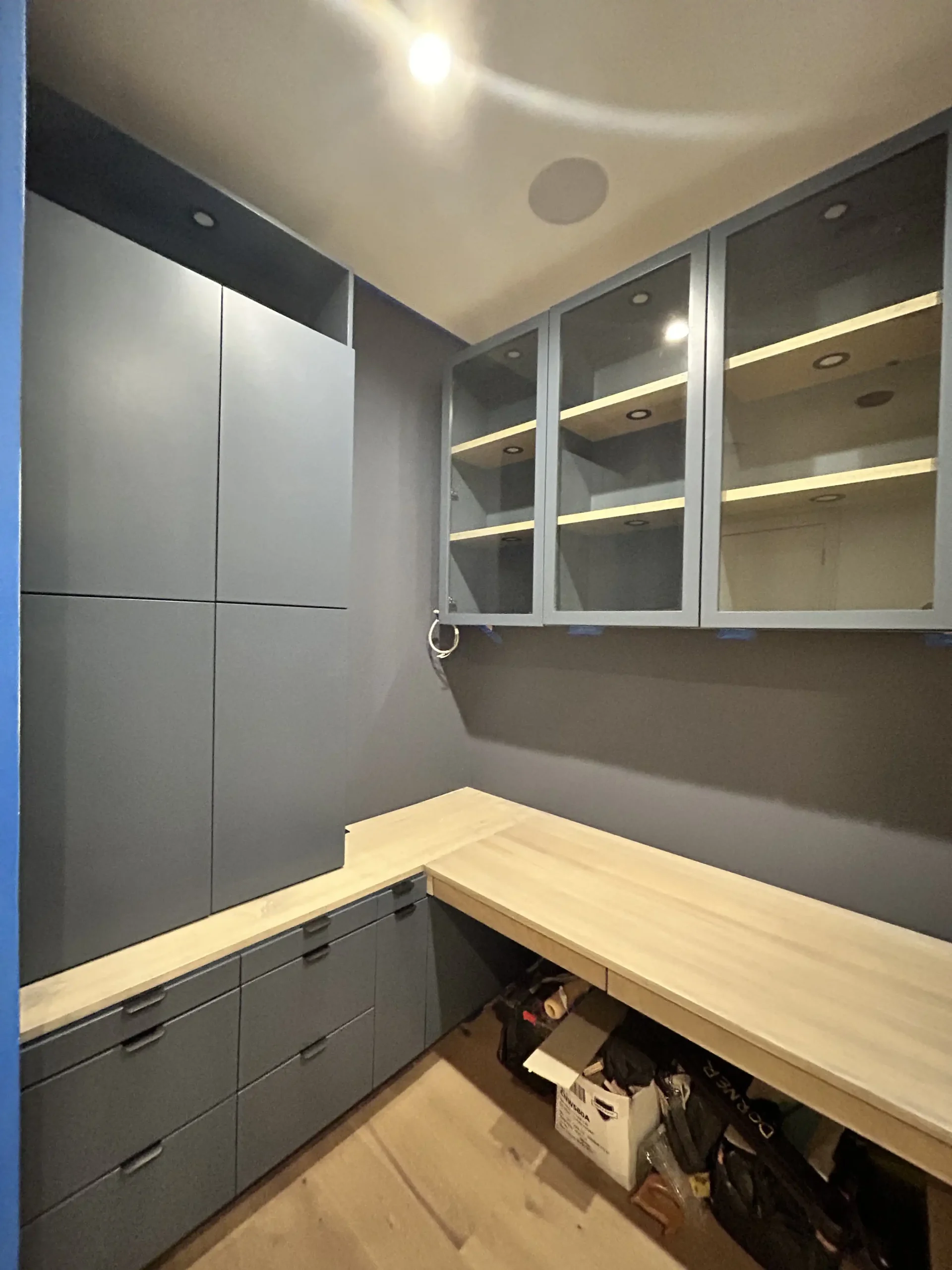 Home Office Blue and Light Wood Corner 1 scaled